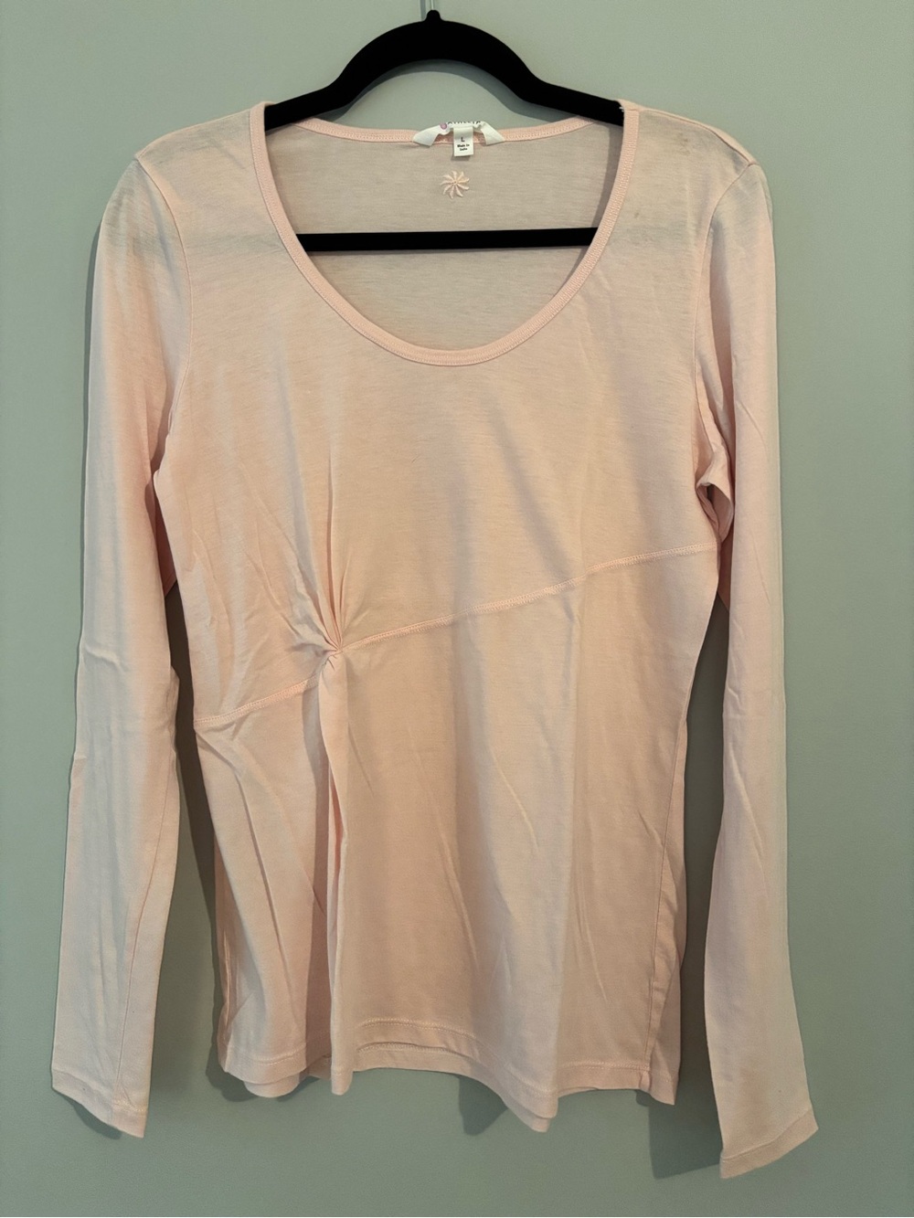 Athleta pale pink lightweight top with gathered side detail - large